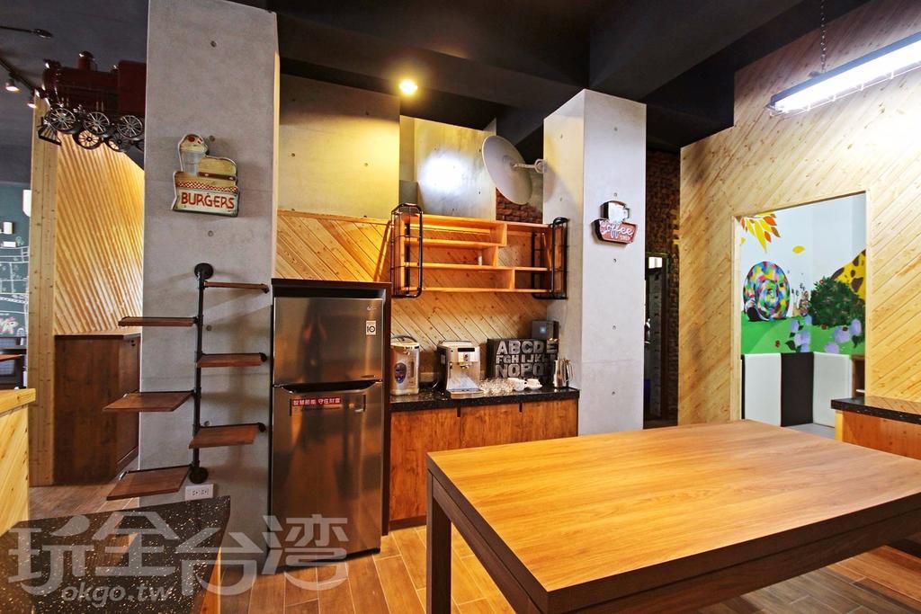 Ark Stay方舟文旅山嵐新館溜滑梯商務民宿 Чичи Экстерьер фото